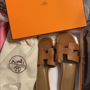 Hermès Oran Sandals